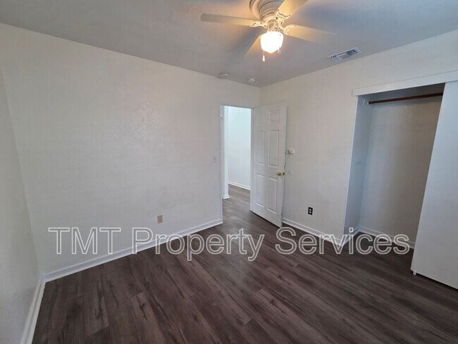 Building Photo - 2234 Wall St