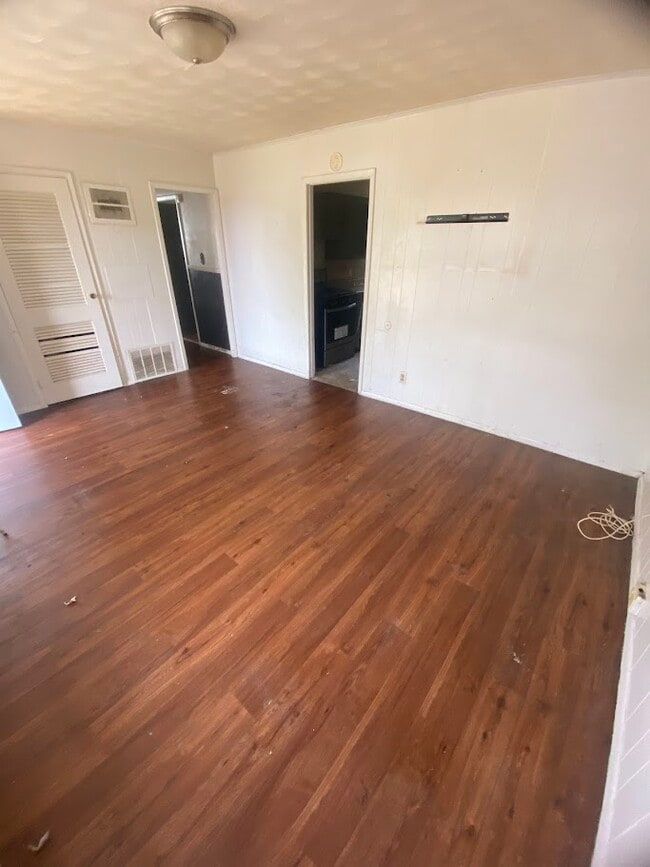 Building Photo - Why Rent when you could Own for less