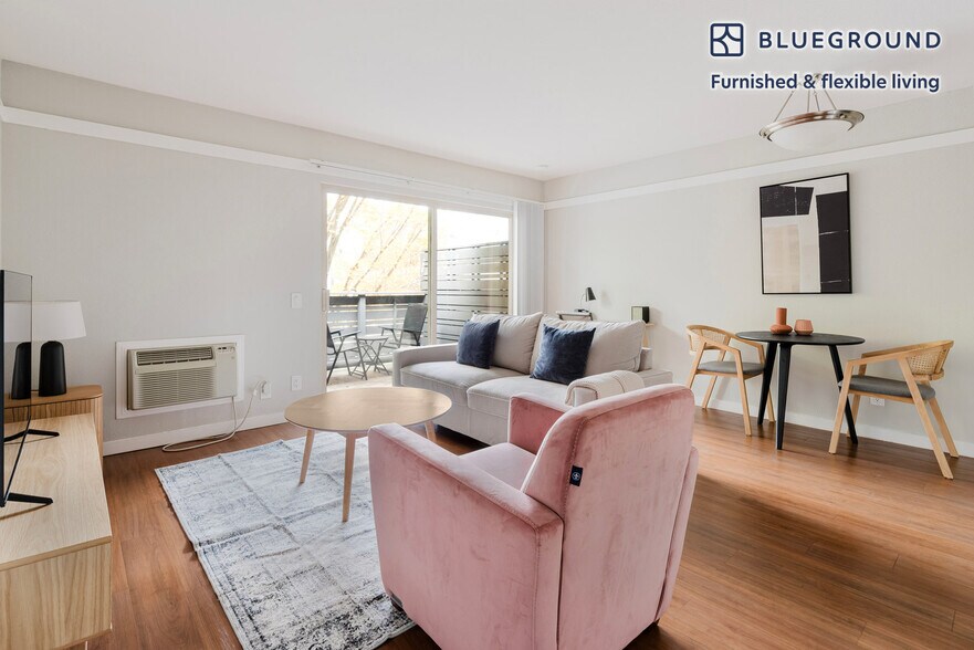 Primary Photo - 111 N Rengstorff Ave