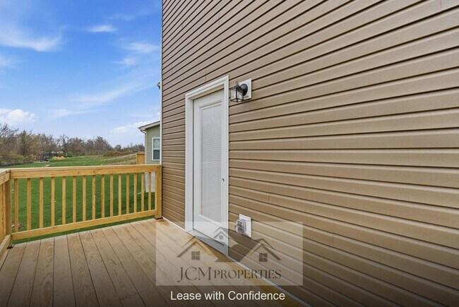 Building Photo - 120 Lambert Fld