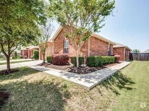 Building Photo - 5905 Stone Mountain Rd