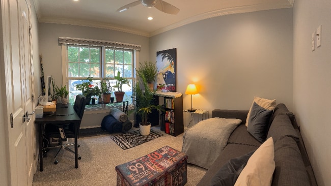 Building Photo - 6511 Oliver Ave S