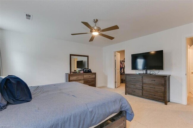 Building Photo - 2416 Trafton Pl