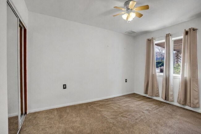 Building Photo - 7565 Sherman Hoyt Ave