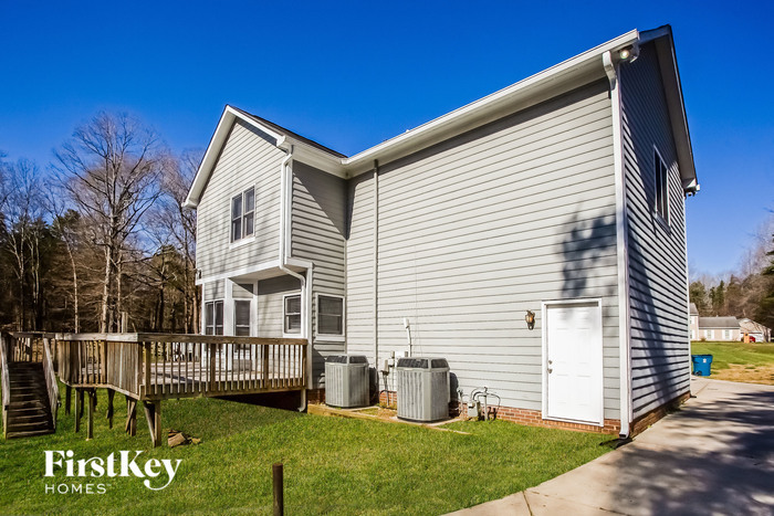 Building Photo - 11306 Quarterhorse Ct