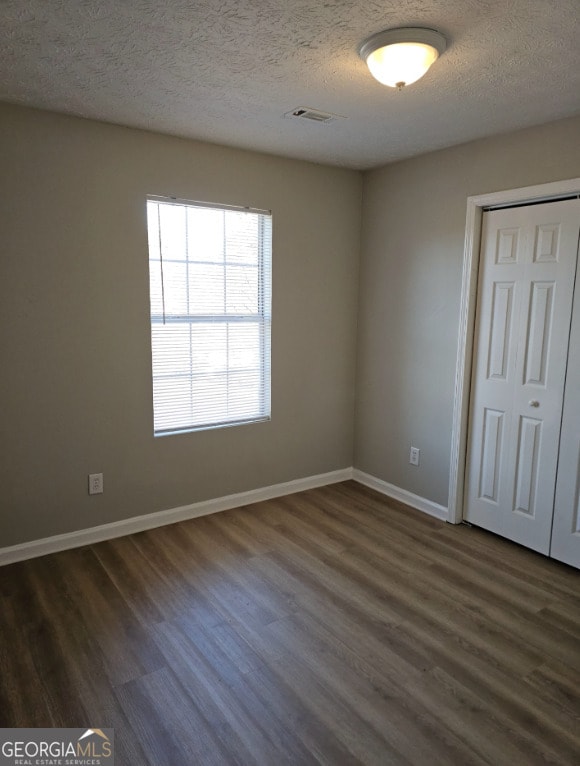 Building Photo - 210 Sabal Dr