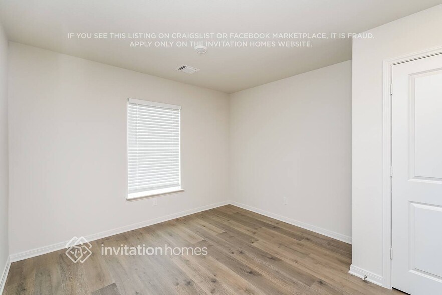 Building Photo - 10029 Pilot Pl