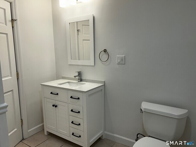 Building Photo - 97 Godfrey Rd