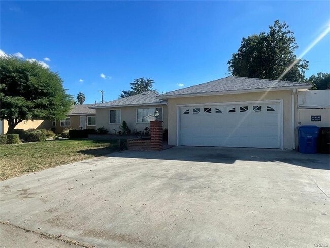 Building Photo - 20514 Gault St