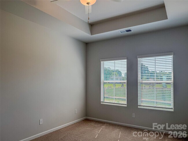 Building Photo - 6524 Harlech St