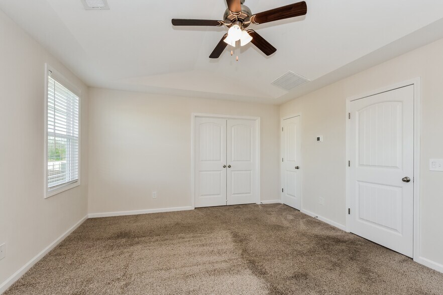 Building Photo - 166 Wahoo Cir