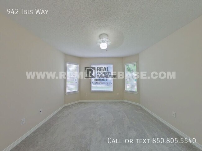 Building Photo - 942 Ibis Way