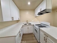 Building Photo - 4572 Canoga St