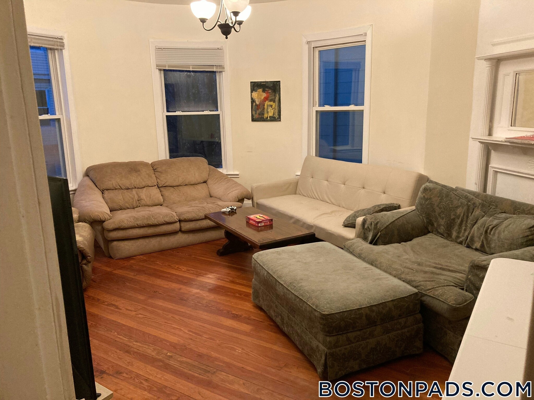 Building Photo - 8 Carmel St