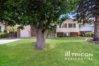 Building Photo - 7365 Herbert Ct