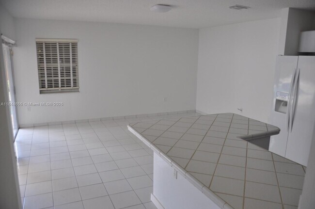 Building Photo - 14346 SW 49th Ln