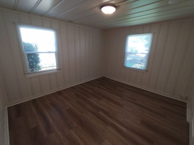 Building Photo - 1412 Del Mar Ave