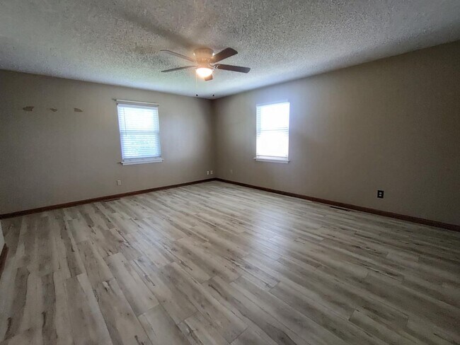 Building Photo - Gorgeous Home for Rent