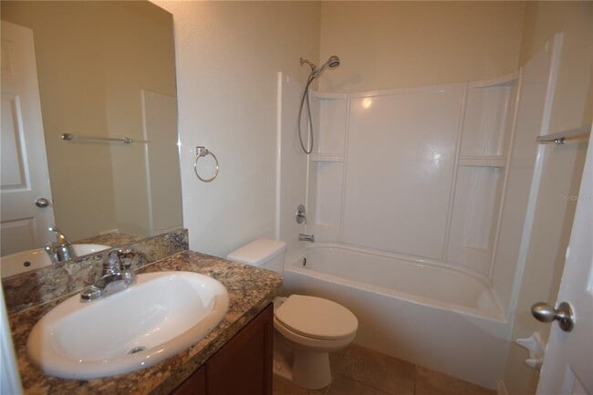 Building Photo - 823 Krenson Woods Ln