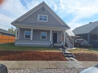 Building Photo - 1707 W Mansfield Ave