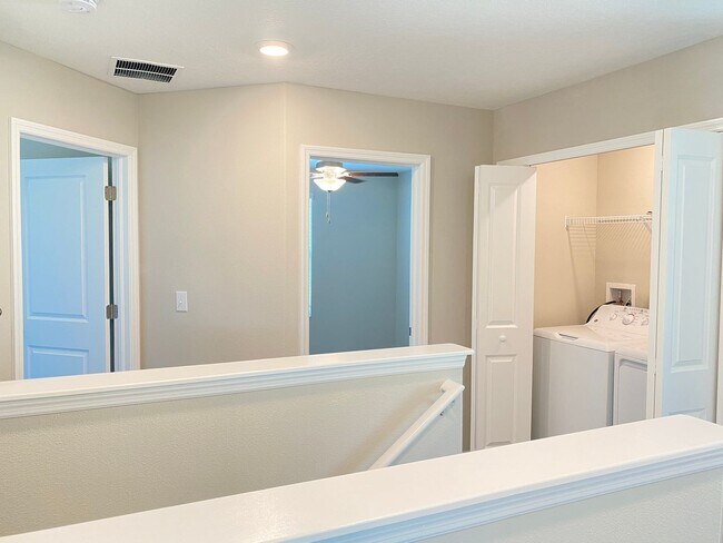 Building Photo - 7049 Samuel Ivy Dr