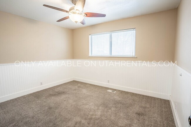 Building Photo - 1429 N 800 W