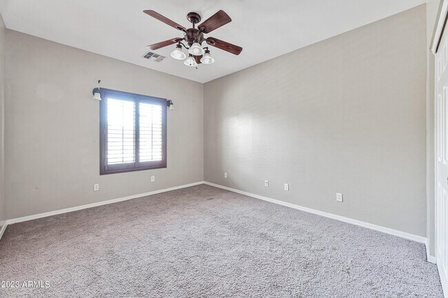 Building Photo - 11127 N 161st Ave