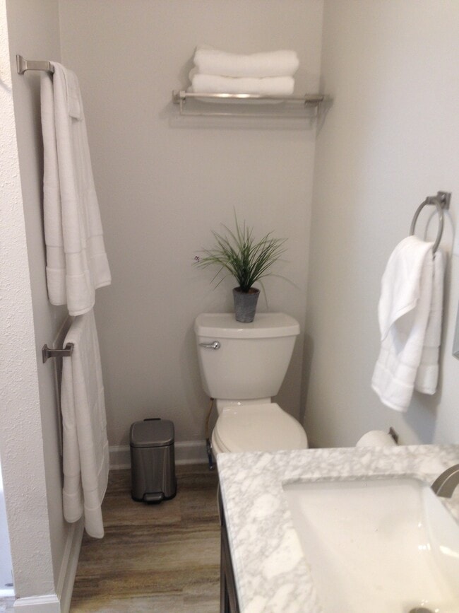 Toilet. - 1613 Fletcher Ave