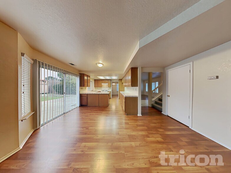 Building Photo - 116 Brighton Dr