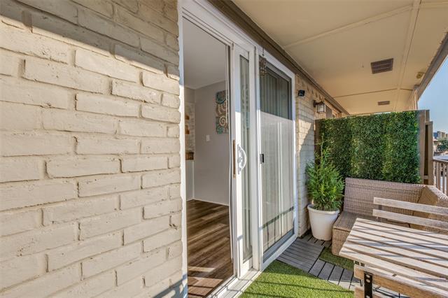 Building Photo - 10650 Steppington Dr