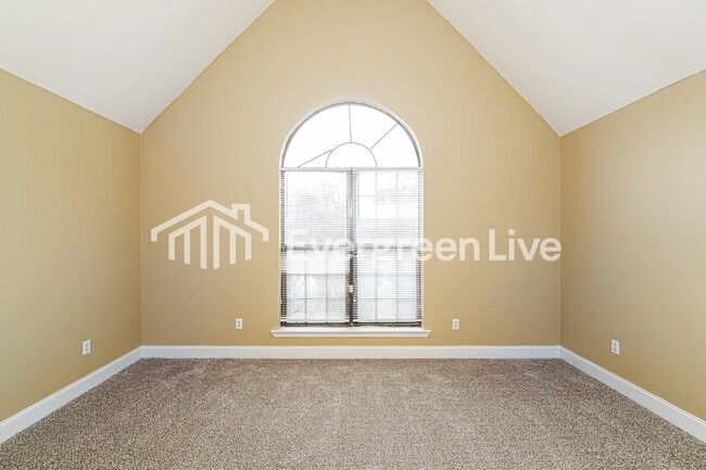 Building Photo - 548 Woodhill Cove Dr