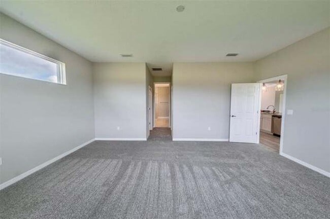 Building Photo - Executive 4/3 Rental