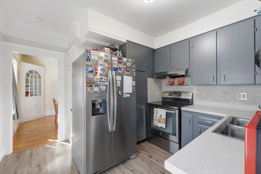 Building Photo - 5 Jenkins St