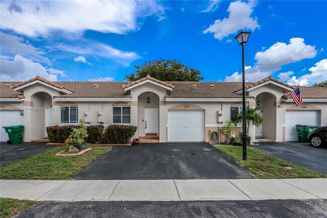 Building Photo - 11297 SW 17th Ct