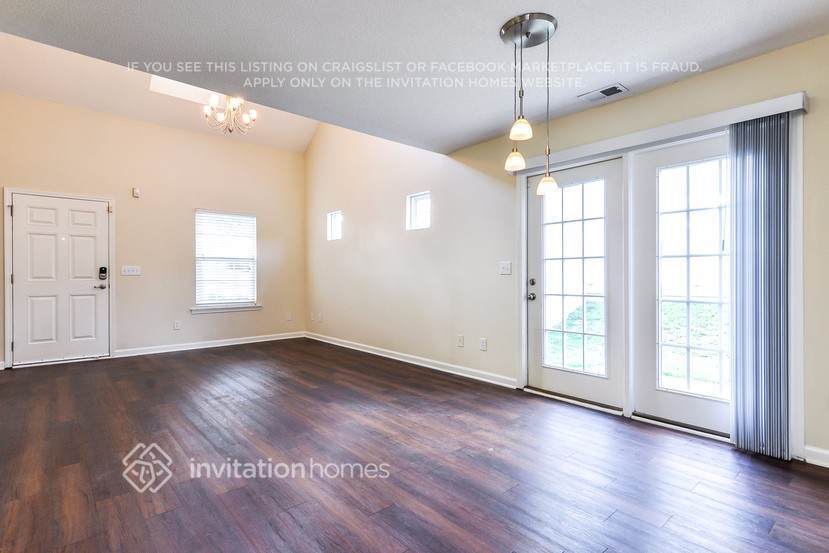 Building Photo - 3047 Bracey Pl