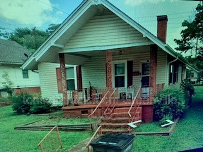 Primary Photo - 14 Iselin St