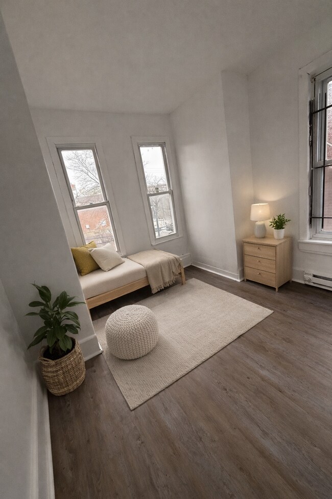 Building Photo - 2633 N Franklin St