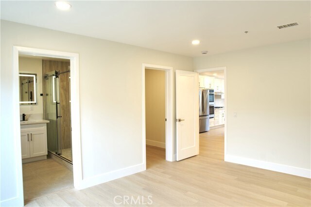 Building Photo - 1308 Elm Ave