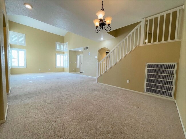 Building Photo - 8013 Coral Point Ave