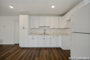 Building Photo - 5611 Green Manor Dr