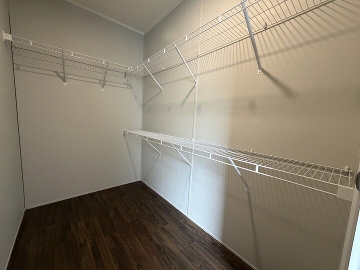 Building Photo - 38051 St Tropez Dr