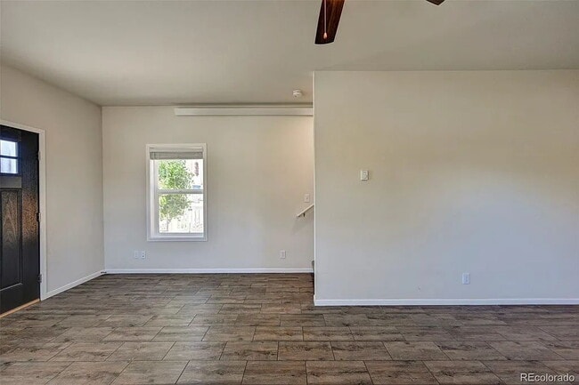 Building Photo - Charming 3-Bed, 3-Bath Home in The Farm – ...