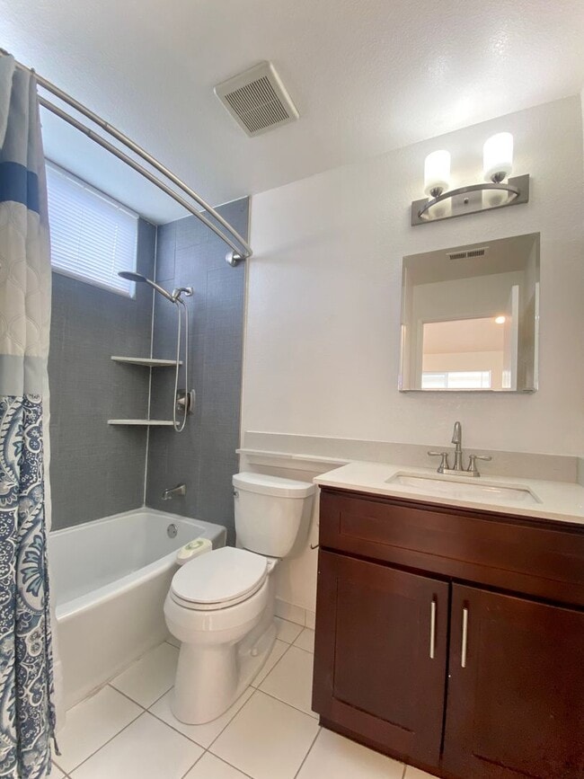 Building Photo - Modern 3BR Home in Nantucket Cove with Dual Suites & Prime Commuter Access