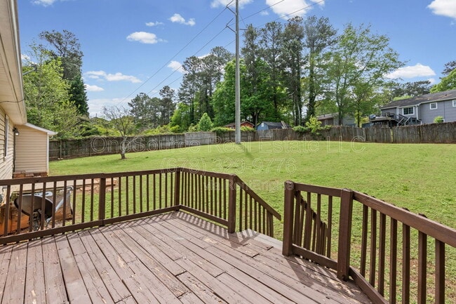 Building Photo - 1321 Timbercrest Dr