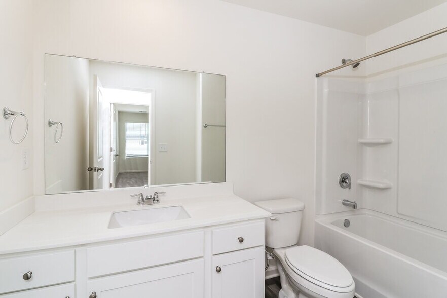 Building Photo - 7738 Sudbury Cir