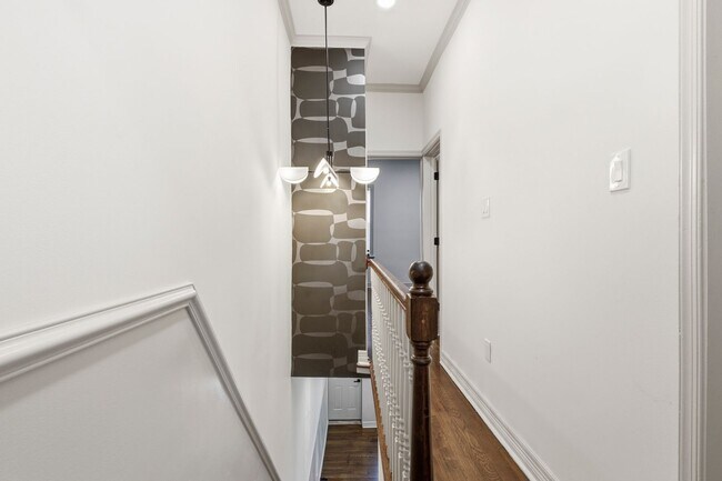 Building Photo - 3118 W Wilt St