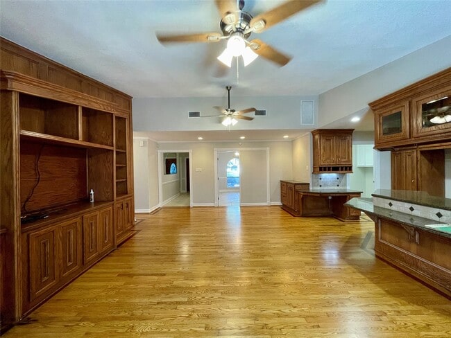 Building Photo - 16803 Castle Fraser Dr