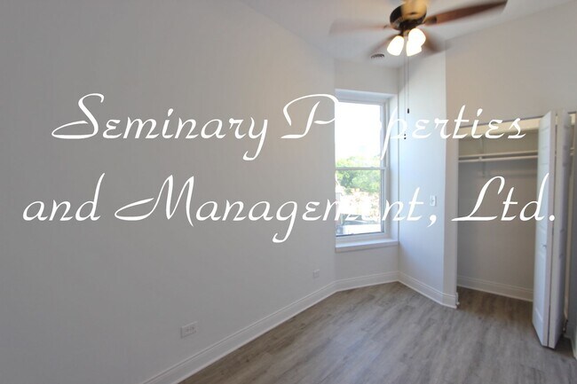 Interior Photo - 3512 N Halsted