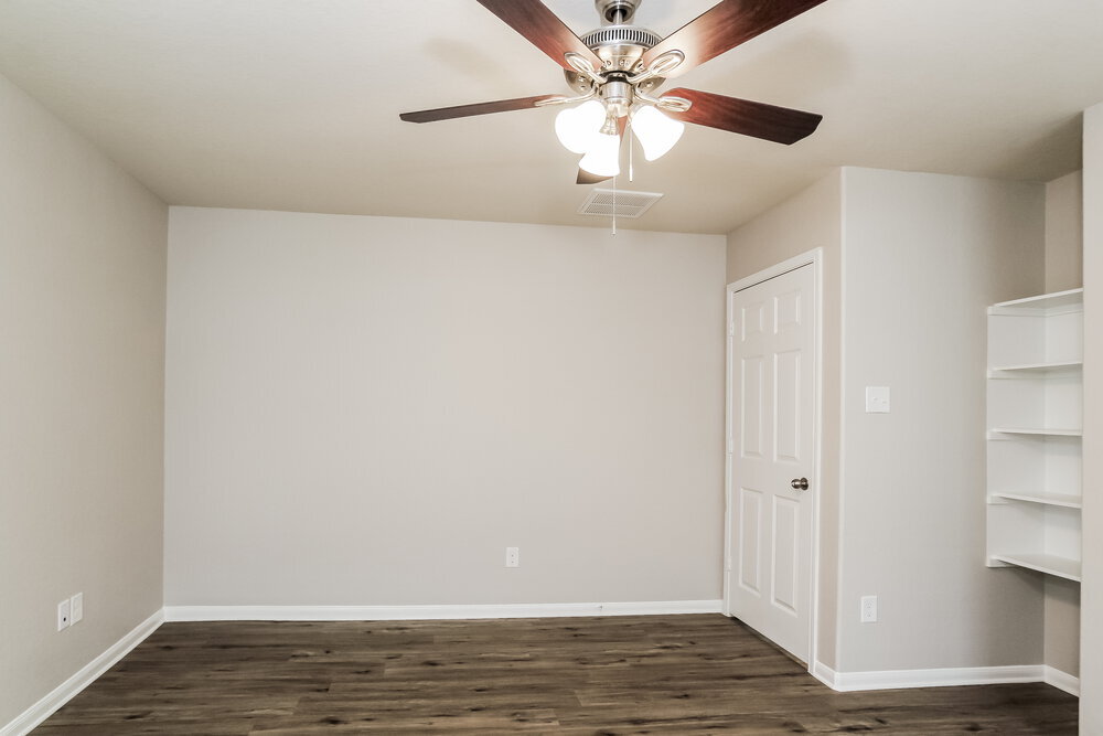 Building Photo - 9962 Chimney Swift Ln