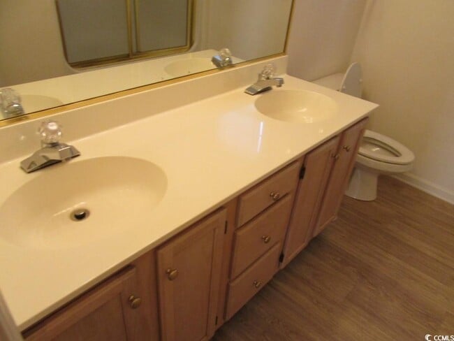 Building Photo - 4483 Baker St